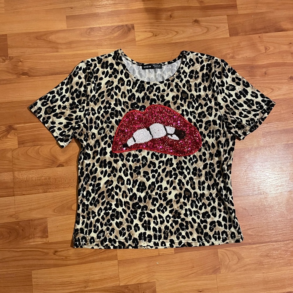 Shein Women’s Red Sequin Lips Leopard Print Top Size Medium